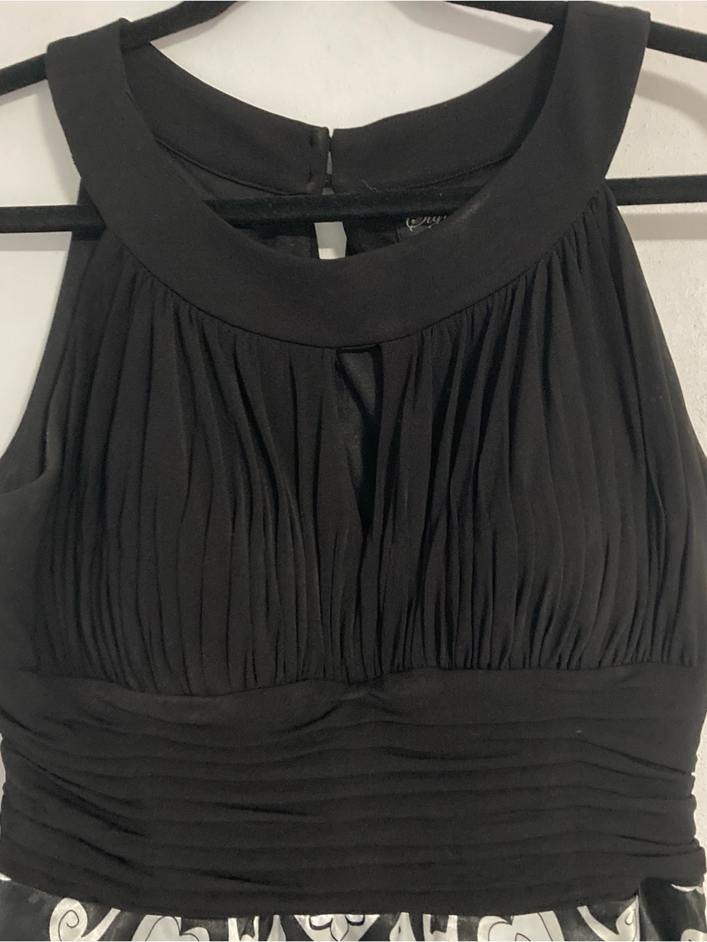 Signature by Sangria Black/Gray Dress Fit & Flare handkerchief hem sleeveless 8 - Picture 2 of 16